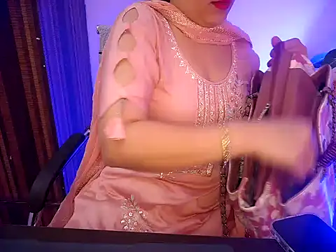 Snapshot of _chitranshi chatting on February 21, 2026, 5:20 am chitranshi online show from February 21, 2026, 5:20 am