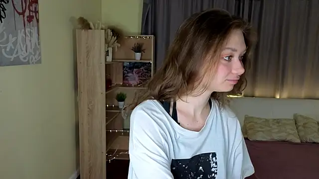 HolliBillig online show from May 17, 2026, 7:14 pm