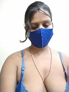 ankita077 online show from May 28, 2026, 11:32 pm
