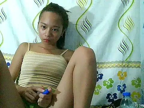 Asianpinay Skinny1818 online show from May 1, 2026, 10:37 pm