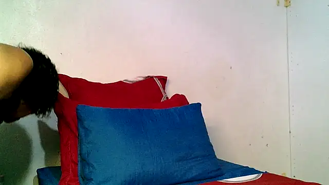 Mabelle Eveline online show from May 1, 2026, 11:04 am