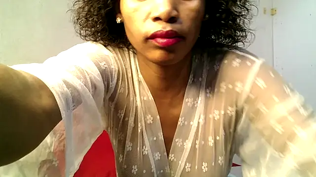 Mabelle Eveline online show from April 24, 2026, 7:54 am