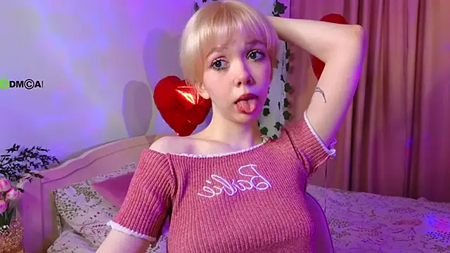 Rochelle kitty online show from March 11, 2026, 4:01 pm