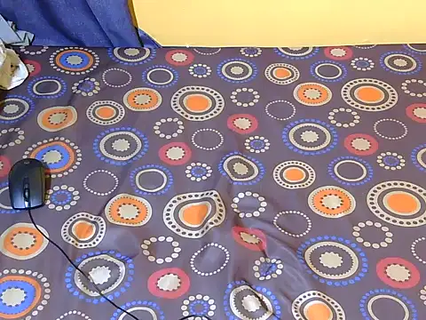 Cali 17 online show from March 12, 2026, 4:22 pm