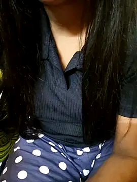 Snapshot of silk_segha chatting on February 14, 2026, 7:25 pm silk segha online show from February 14, 2026, 7:25 pm