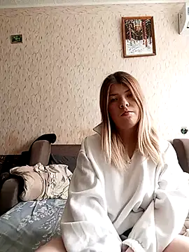 EvaTallor online show from March 4, 2026, 8:00 am