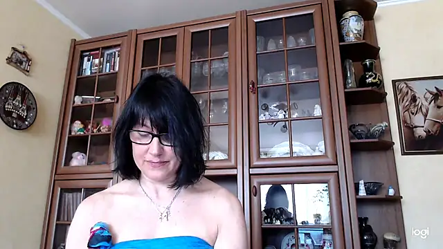 Snapshot of Vlastelina chatting on March 13, 2026, 6:40 am Vlastelina online show from March 13, 2026, 6:40 am