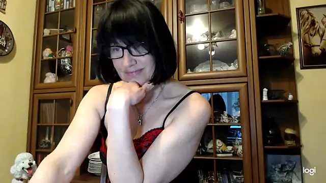 Snapshot of Vlastelina chatting on April 9, 2026, 2:01 pm Vlastelina online show from April 9, 2026, 2:01 pm