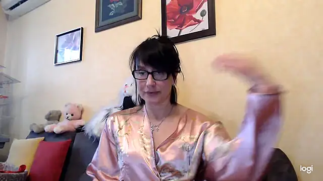 Snapshot of Vlastelina chatting on March 4, 2026, 12:24 pm Vlastelina online show from March 4, 2026, 12:24 pm