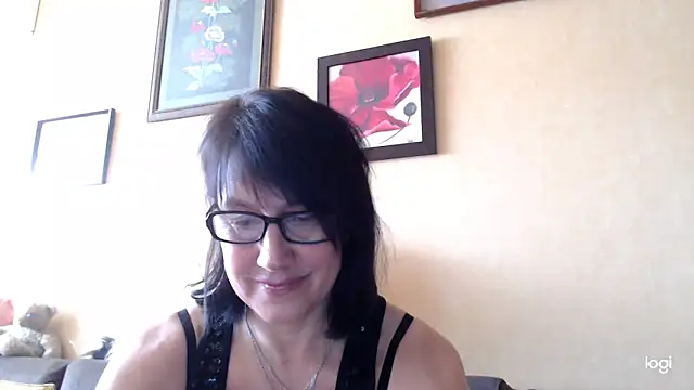 Snapshot of Vlastelina chatting on March 8, 2026, 5:44 am Vlastelina online show from March 8, 2026, 5:44 am