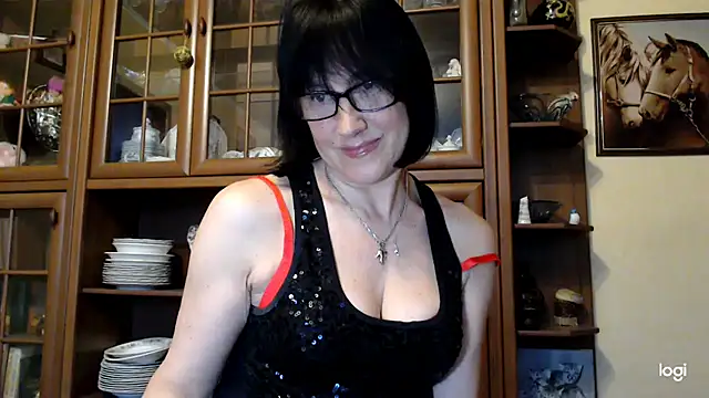 Snapshot of Vlastelina chatting on April 1, 2026, 1:34 pm Vlastelina online show from April 1, 2026, 1:34 pm