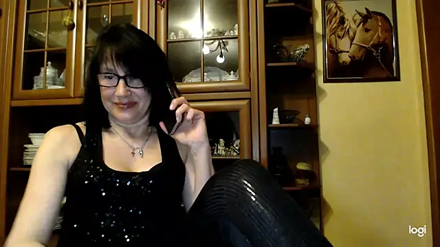 Snapshot of Vlastelina chatting on March 16, 2026, 9:17 pm Vlastelina online show from March 16, 2026, 9:17 pm