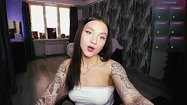 Snapshot of comeherehoney chatting on February 27, 2026, 10:15 am comeherehoney online show from February 27, 2026, 10:15 am