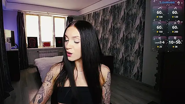 comeherehoney online show from April 15, 2026, 11:49 am