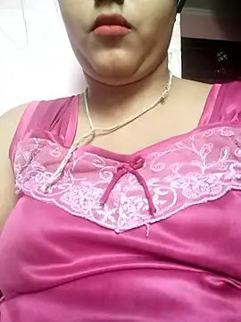 Snapshot of Nency_Love143 chatting on May 10, 2026, 6:28 am Nency Love143 online show from May 10, 2026, 6:28 am