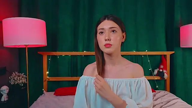 Snapshot of AliceZimmer chatting on February 16, 2026, 7:34 pm AliceZimmer online show from February 16, 2026, 7:34 pm