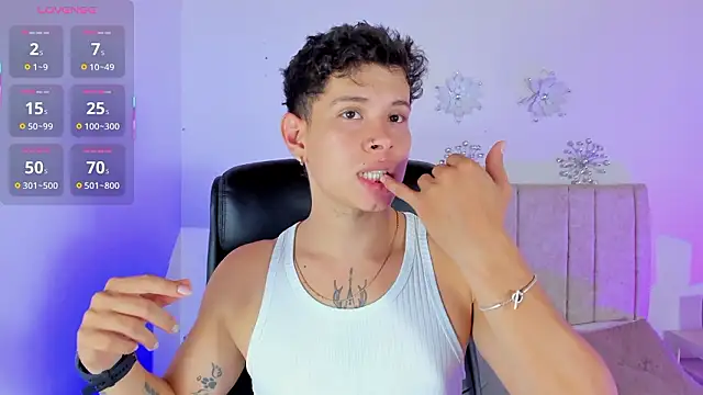 Snapshot of Daniel_Evans1 chatting on February 13, 2026, 9:59 pm Daniel Evans1 online show from February 13, 2026, 9:59 pm