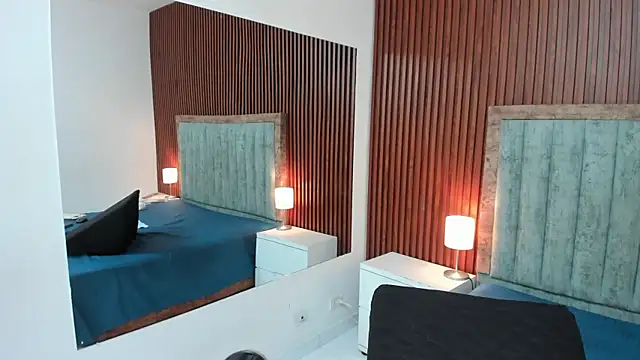 Karina Towers online show from March 31, 2026, 11:34 am