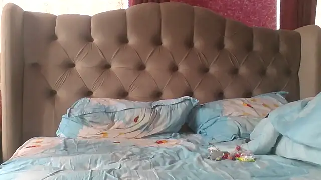 Shailadiess online show from March 6, 2026, 9:15 am