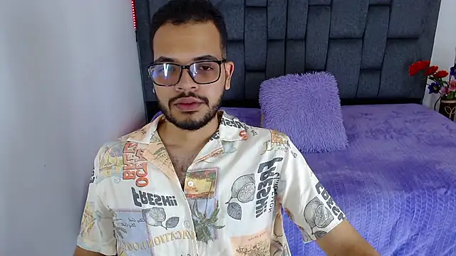 Snapshot of J_black_ chatting on February 11, 2026, 7:58 pm J black online show from February 11, 2026, 7:58 pm