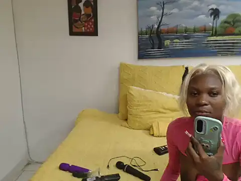 MissRedHotRaven online show from February 10, 2026, 11:48 pm