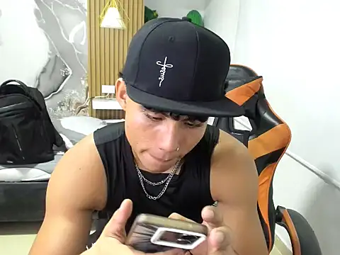 marcus dick    online show from August 6, 2026, 3:56 am