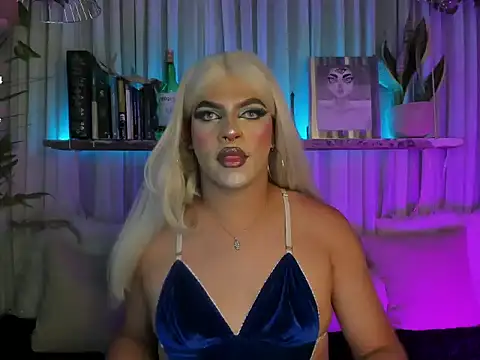 Snapshot of Miss-liaa chatting on March 6, 2026, 12:05 am Miss-liaa online show from March 6, 2026, 12:05 am