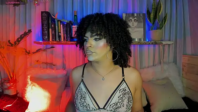 Miss-liaa online show from February 17, 2026, 10:40 pm