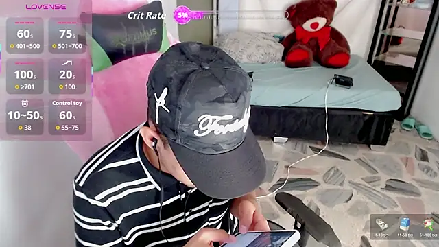 Top and bottom online show from May 26, 2026, 7:45 pm