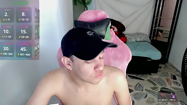 Top and bottom online show from May 17, 2026, 8:53 pm