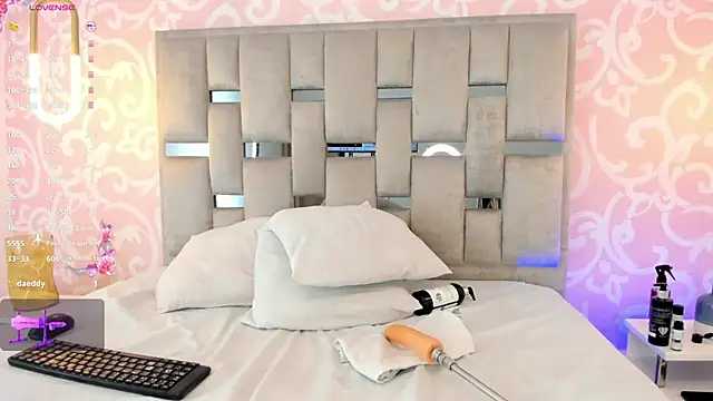 Alanna-Rose online show from March 29, 2026, 8:43 pm