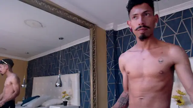 Snapshot of NoaahTylor chatting on February 26, 2026, 8:20 pm NoaahTylor online show from February 26, 2026, 8:20 pm