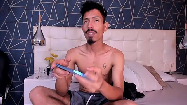 Snapshot of NoaahTylor chatting on March 11, 2026, 9:09 pm NoaahTylor online show from March 11, 2026, 9:09 pm