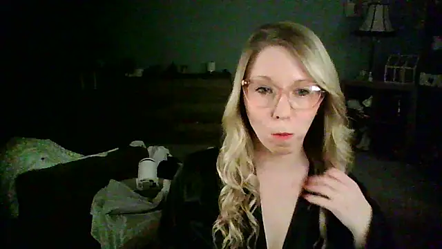 NikkiB653466 online show from February 19, 2026, 12:07 am