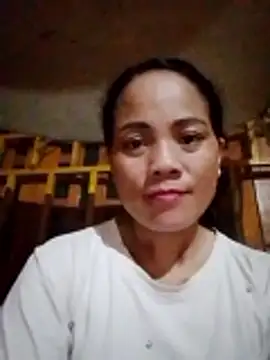 molly-xx online show from May 19, 2026, 2:24 pm