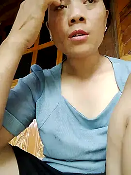 Snapshot of molly-xx chatting on June 21, 2026, 7:58 am molly-xx online show from June 21, 2026, 7:58 am