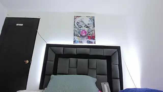 Snapshot of Iris_vega1 chatting on February 20, 2026, 7:10 am Iris vega1 online show from February 20, 2026, 7:10 am