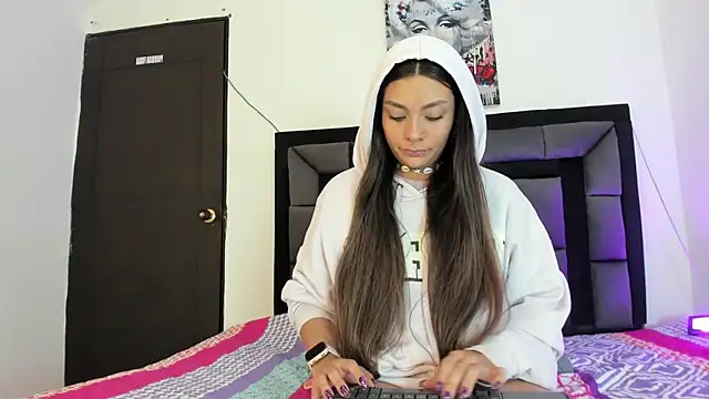 Snapshot of Iris_vega1 chatting on February 19, 2026, 3:58 am Iris vega1 online show from February 19, 2026, 3:58 am