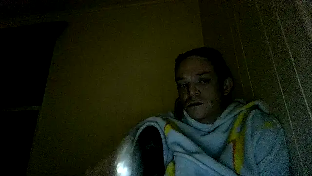 Snapshot of ShadowLove85 chatting on February 23, 2026, 3:52 am ShadowLove85 online show from February 23, 2026, 3:52 am