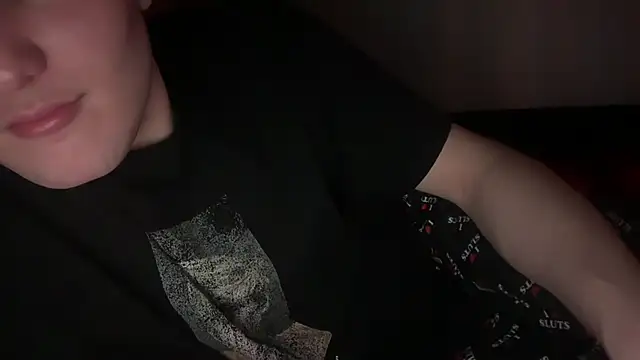 Snapshot of maxxboyyy chatting on February 22, 2026, 5:43 am maxxboyyy online show from February 22, 2026, 5:43 am