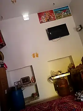 Anjli hote online show from February 27, 2026, 5:51 am