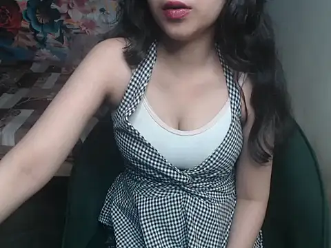 its-sarika01 online show from May 29, 2026, 5:46 am