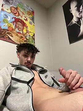 benriskey12 online show from February 12, 2026, 8:03 am