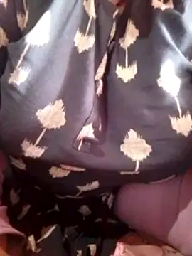 bigassnirali0049 online show from February 16, 2026, 7:51 am