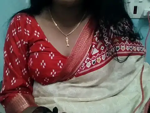 Snapshot of Rathi-priyaa chatting on March 27, 2026, 8:37 am Rathi-priyaa online show from March 27, 2026, 8:37 am