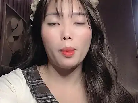 Girl-crazy1 online show from February 26, 2026, 8:47 am