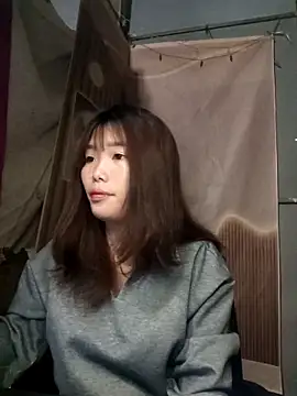 Girl-crazy1 online show from March 16, 2026, 11:40 pm