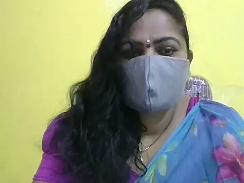 anu-reddyy online show from April 1, 2026, 5:53 am