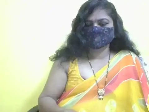anu-reddyy online show from May 8, 2026, 5:11 am