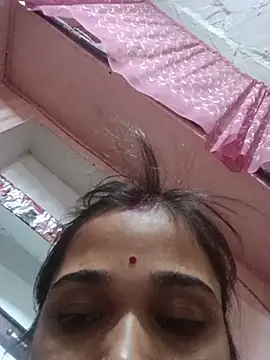 Deepjakolirr online show from May 14, 2026, 9:39 am
